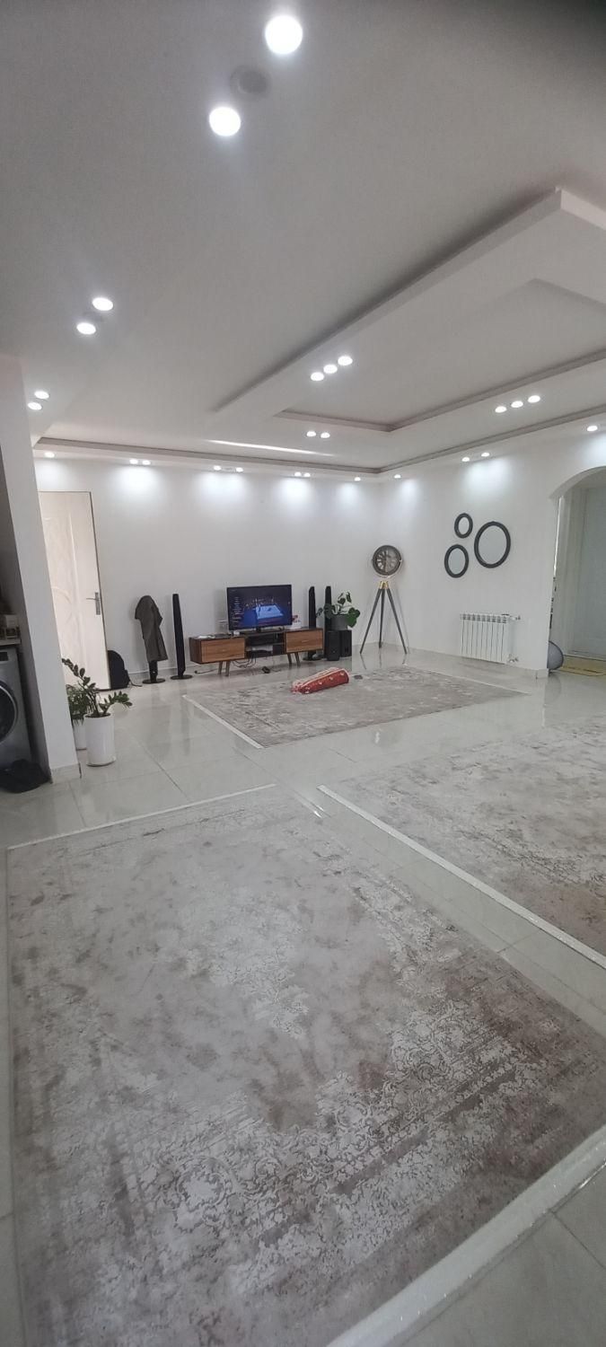 فروش آپارتمان ۱۰۰ متری ۲ خوابه طبقه اول پاک سازی|فروش آپارتمان|رشت, حومه رشت|دیوار