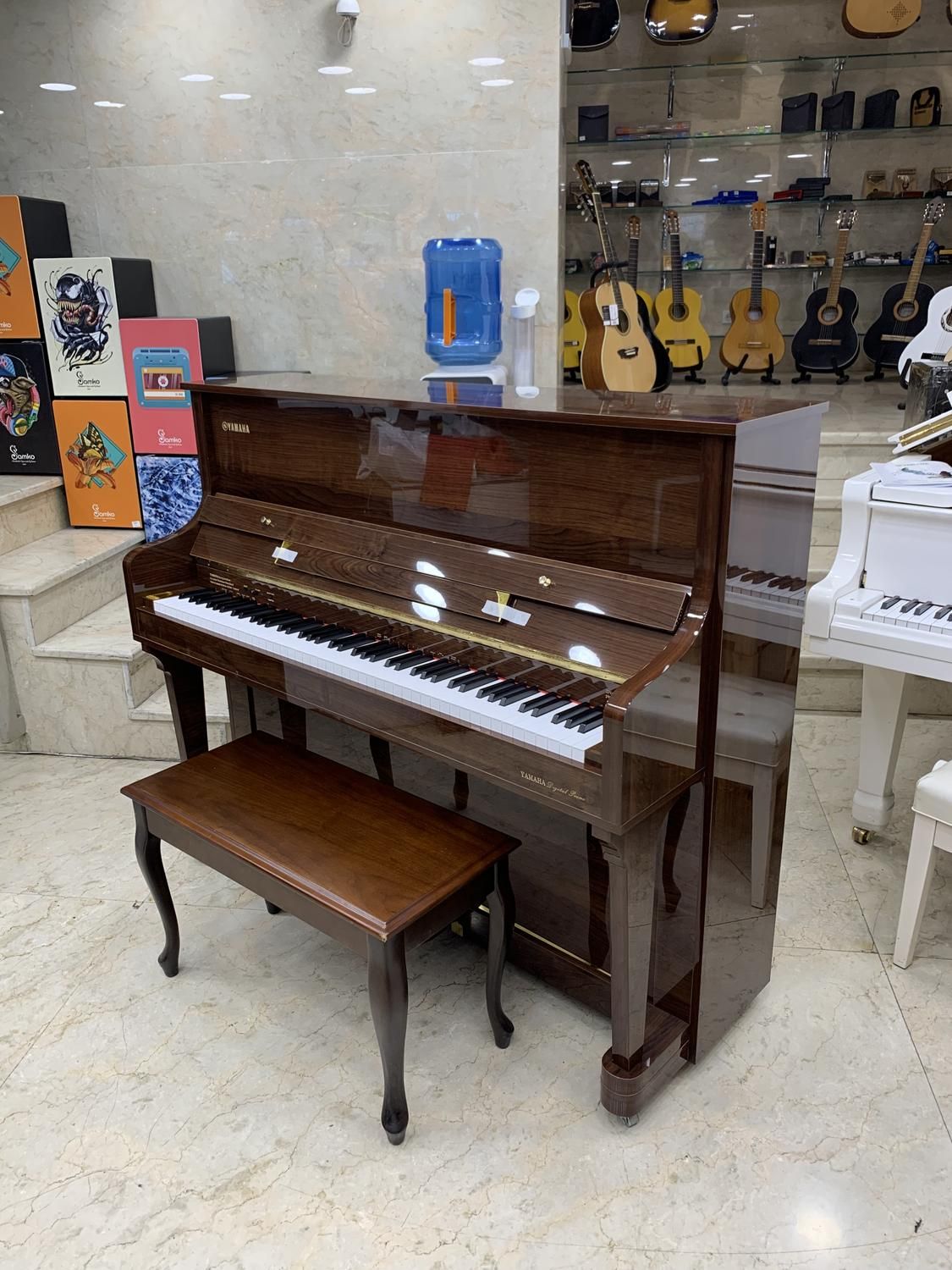پیانو یاماها کنسولدار 3 پدال اکتیو|پیانو، کیبورد، آکاردئون|تهران, جمهوری|دیوار