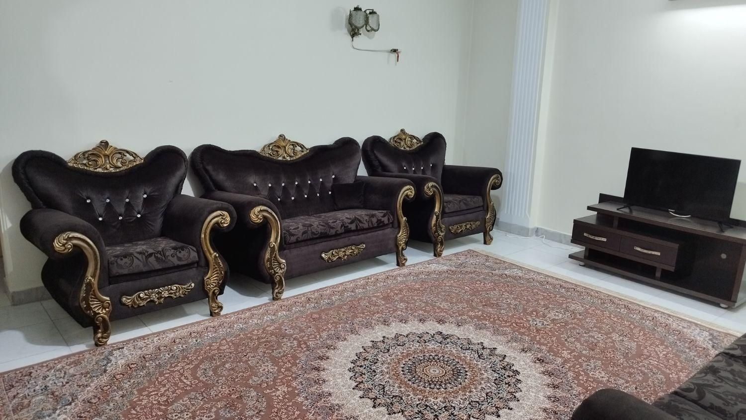 اجاره روزانه آپارتمان توشیبا پارکینگ اختصاصی|اجارهٔ کوتاه‌مدت آپارتمان و سوئیت|رشت, کوی بیانی|دیوار
