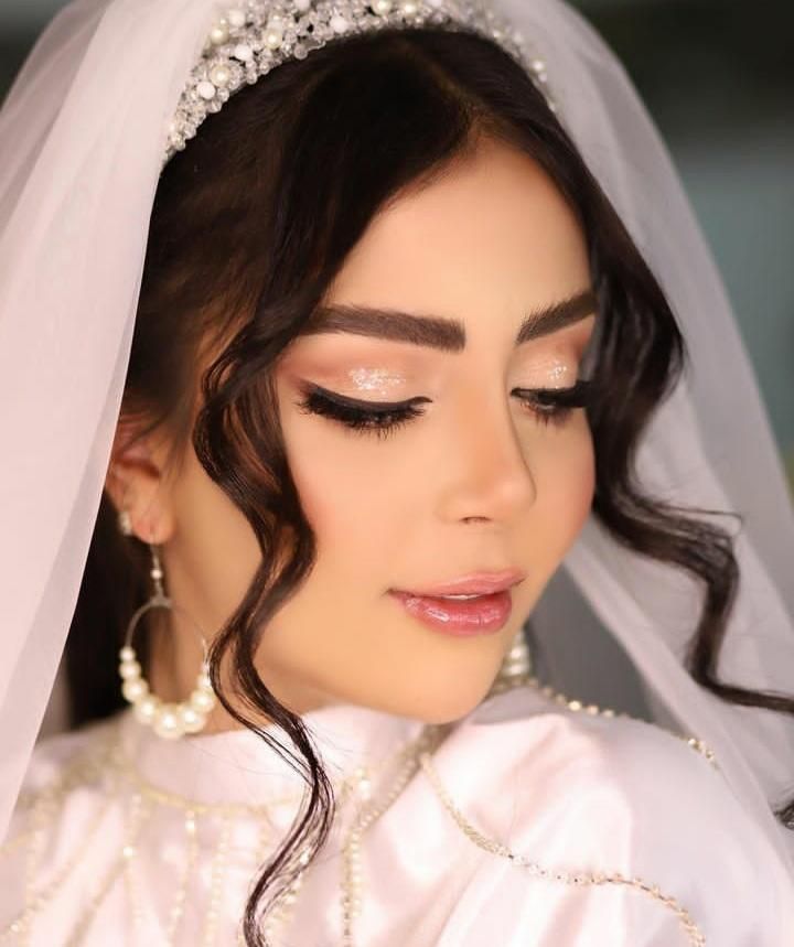 میکاپ شنیون تخصصی وآموزش میکاپ در سالن معتبر برند|خدمات آرایشگری و زیبایی|مشهد, شهید فرامرز عباسی|دیوار