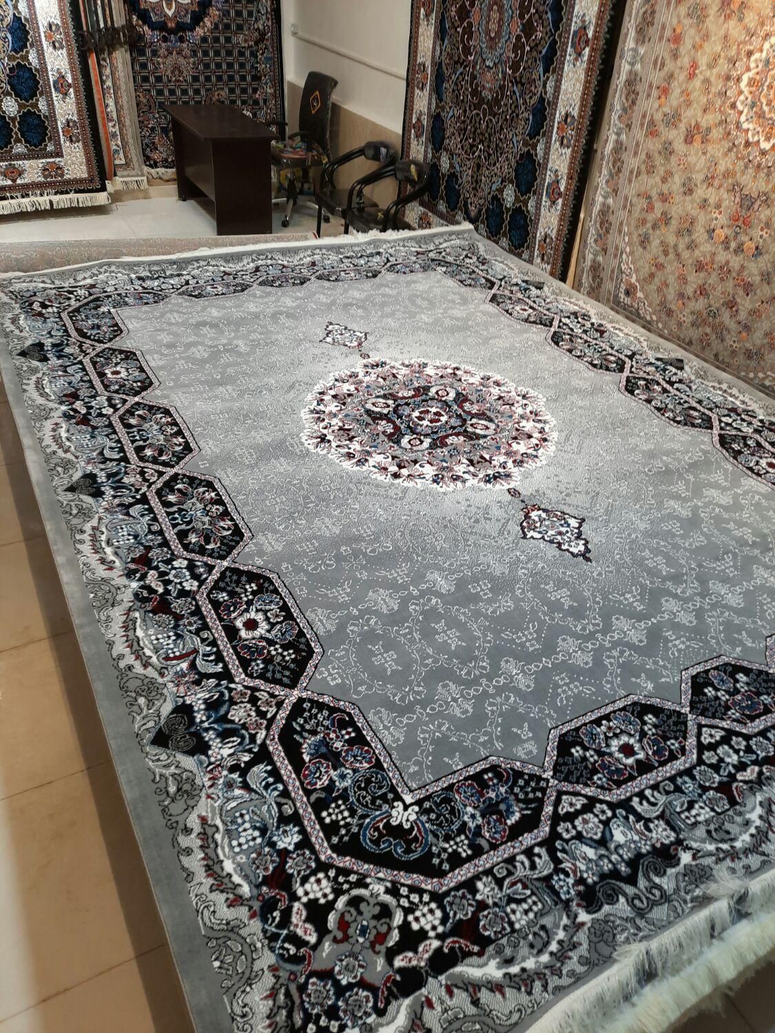 فرش ریزبافت۱۲متری نخ **طرح جدید**|فرش|مشهد, ایثارگران|دیوار