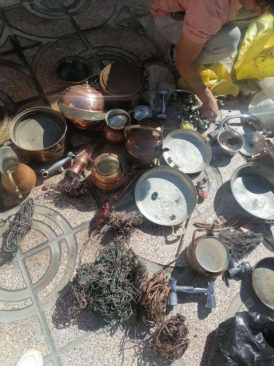 خریدانواع ضایعات آهن|عمده‌فروشی|شیراز, تاچارا|دیوار