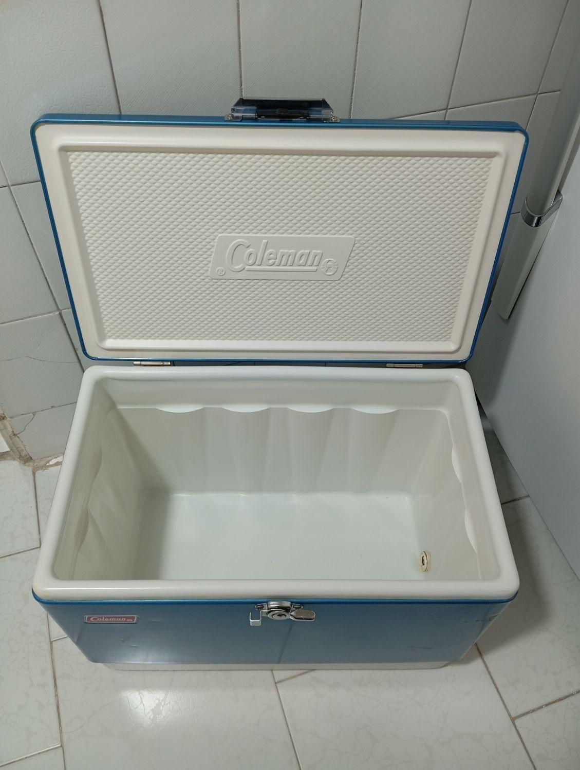 کلمن صندوقی آمریکایی آکبند52 لیتر برند (coleman)|ظروف نگهدارنده، پلاستیکی، یک‌بارمصرف|تهران, سازمان برنامه|دیوار