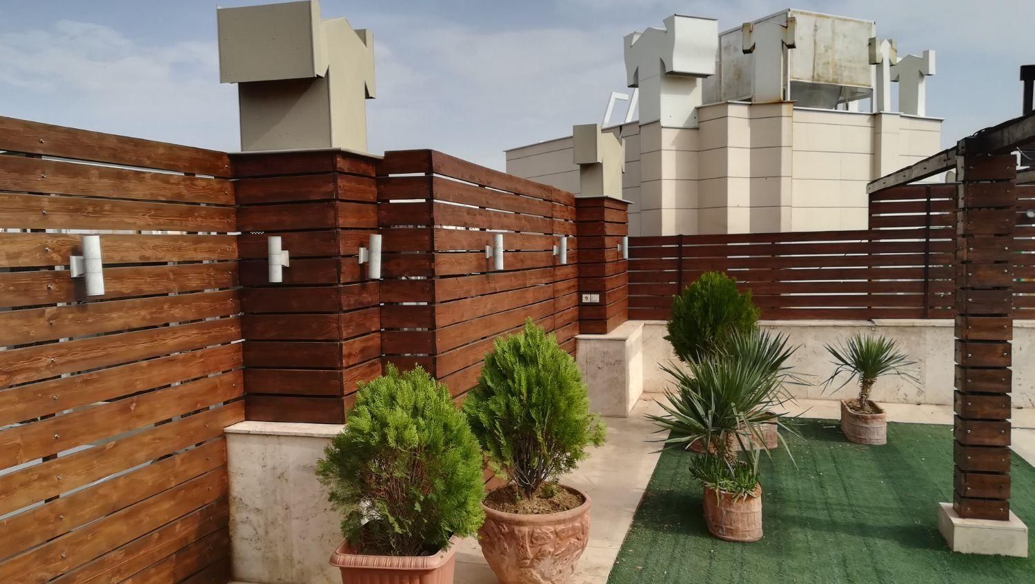 نجار،نقاش،نجاری و نقاشی چوب و ترموود سیار|خدمات پیشه و مهارت|صدرا-فارس, |دیوار