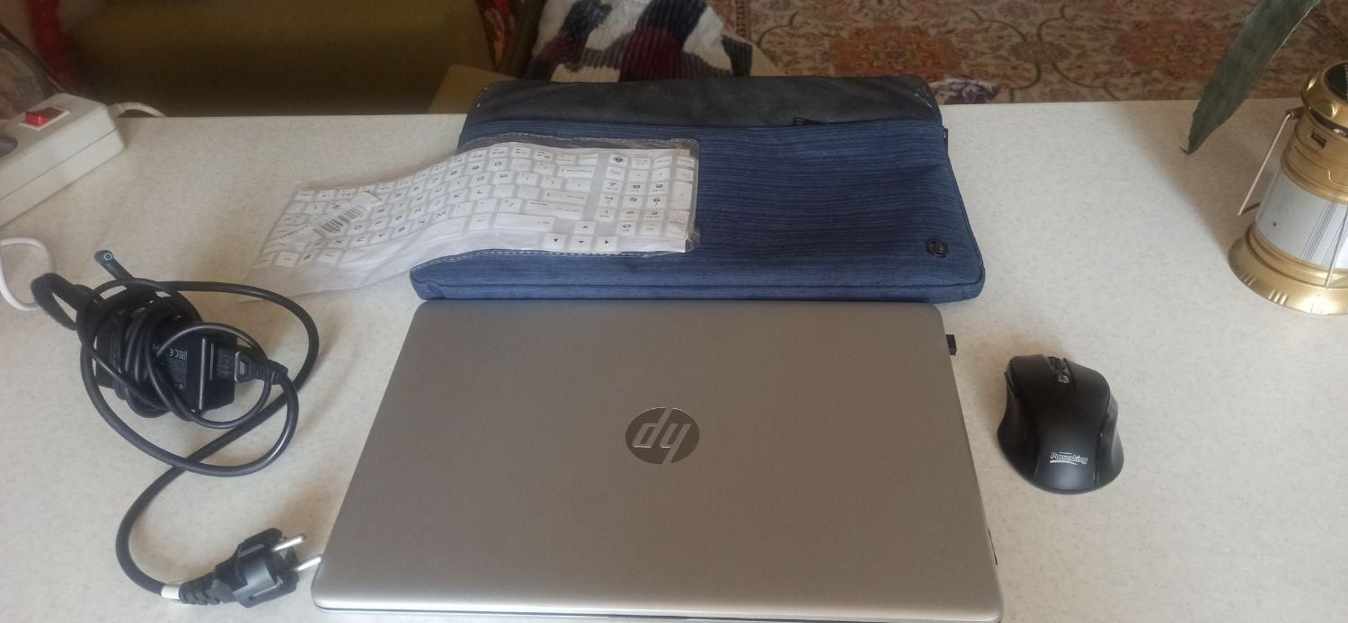 لب تاپ HP، نقره‌ای با کیف مخصوص|رایانه همراه|تهران, آذری|دیوار
