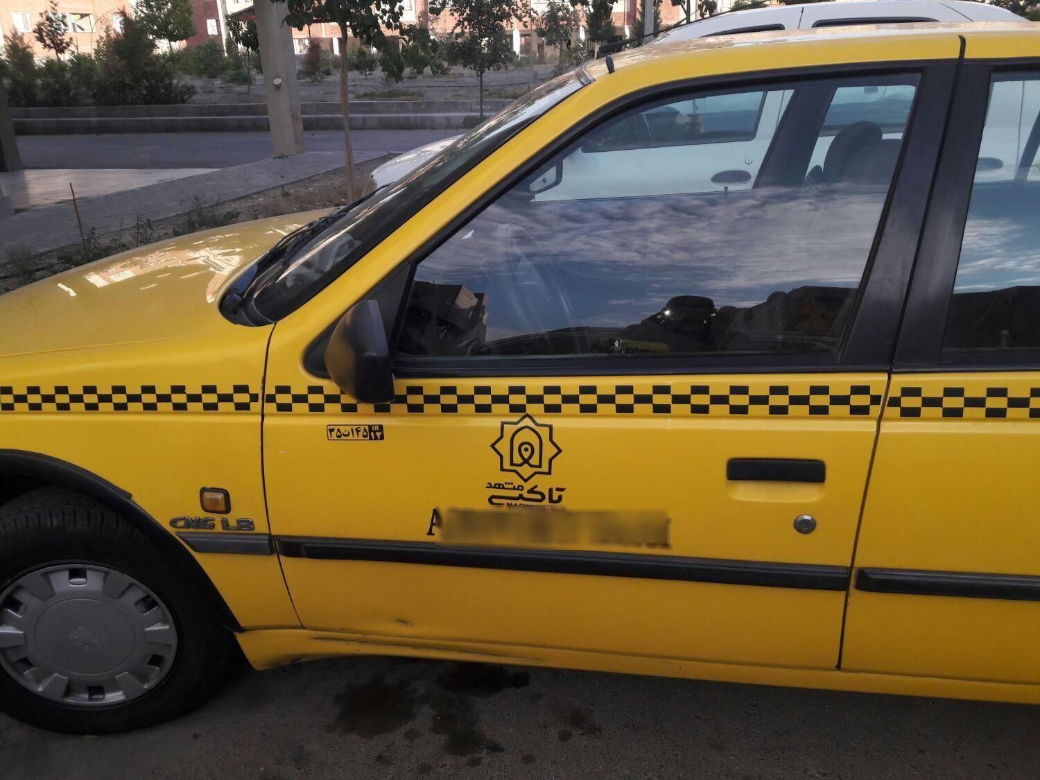 پژو 405 GLX - دوگانه سوز CNG، مدل ۱۳۹۵|خودرو سواری و وانت|گلبهار, |دیوار