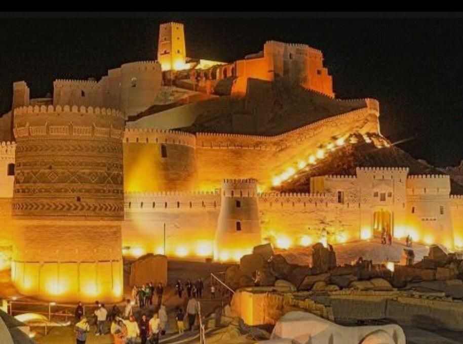 تور گردشگری درون شهری و برون شهری با تیم مجرب|تور و چارتر|بم, |دیوار