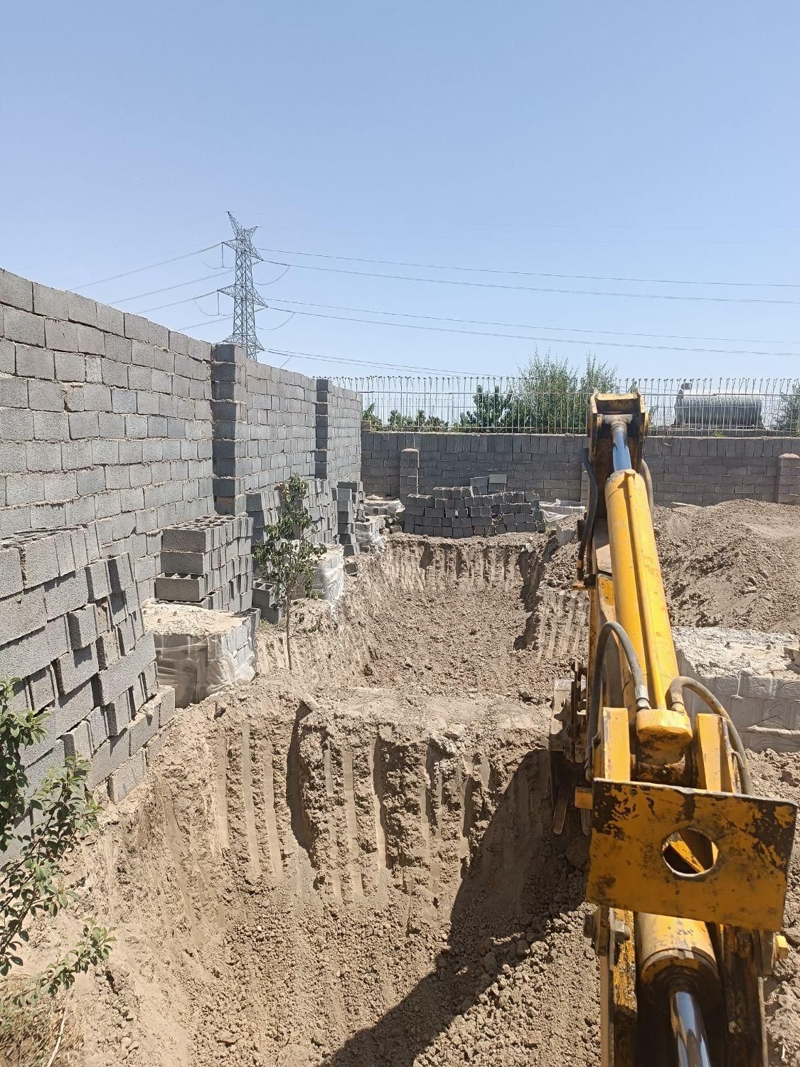 اجاره بیل بکهو مینی بیل بکهو توماس بابکت لودر|خدمات حمل و نقل|مشهد, توس (بلوار توس)|دیوار