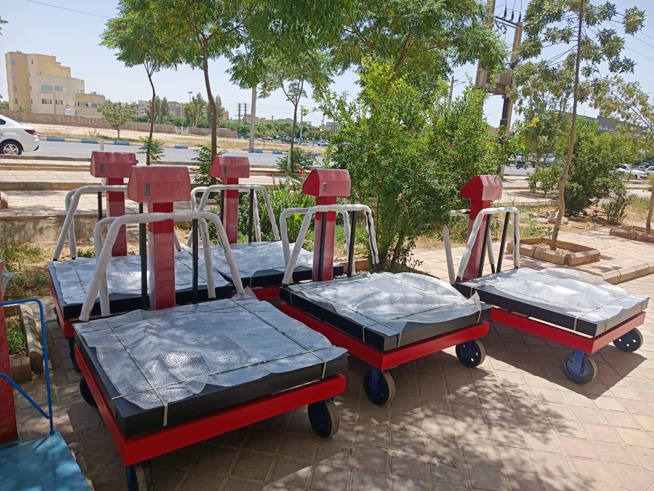 باسکول ۲تن کیل صنعت ابعاد ۱۲۰ در ۱۲۰|ماشین‌آلات صنعتی|پاکدشت, |دیوار