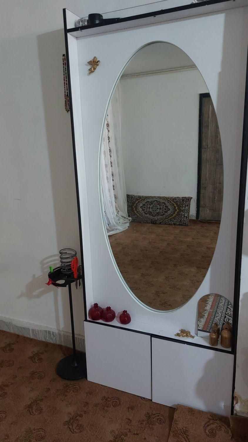 اینه در حد نو|آینه|بیرجند, |دیوار