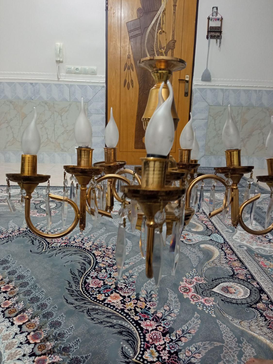 لوستر سالم و تمیز|لوستر و چراغ آویز|اصفهان, بهارستان|دیوار