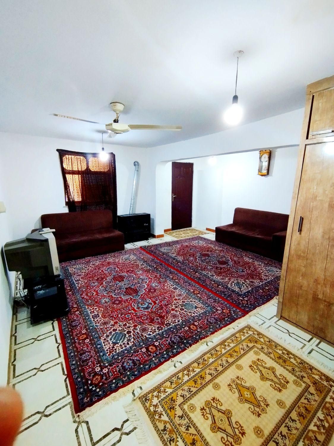 اجاره (روزانه و هفتگی) ویلای (حیاط دار و مستقل)|اجارهٔ کوتاه‌مدت آپارتمان و سوئیت|لاهیجان, لیالستان|دیوار