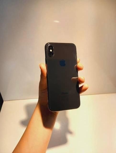آیفون xs|موبایل|بابل, |دیوار