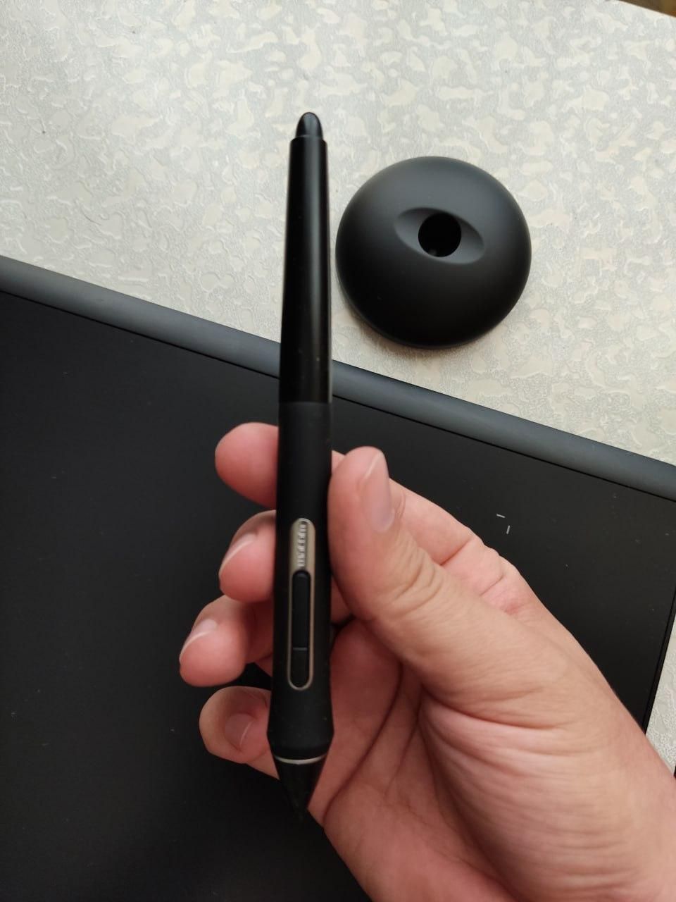 قلم نوری Wacom intuos pro medium|قطعات و لوازم جانبی رایانه|خرم‌آباد, |دیوار