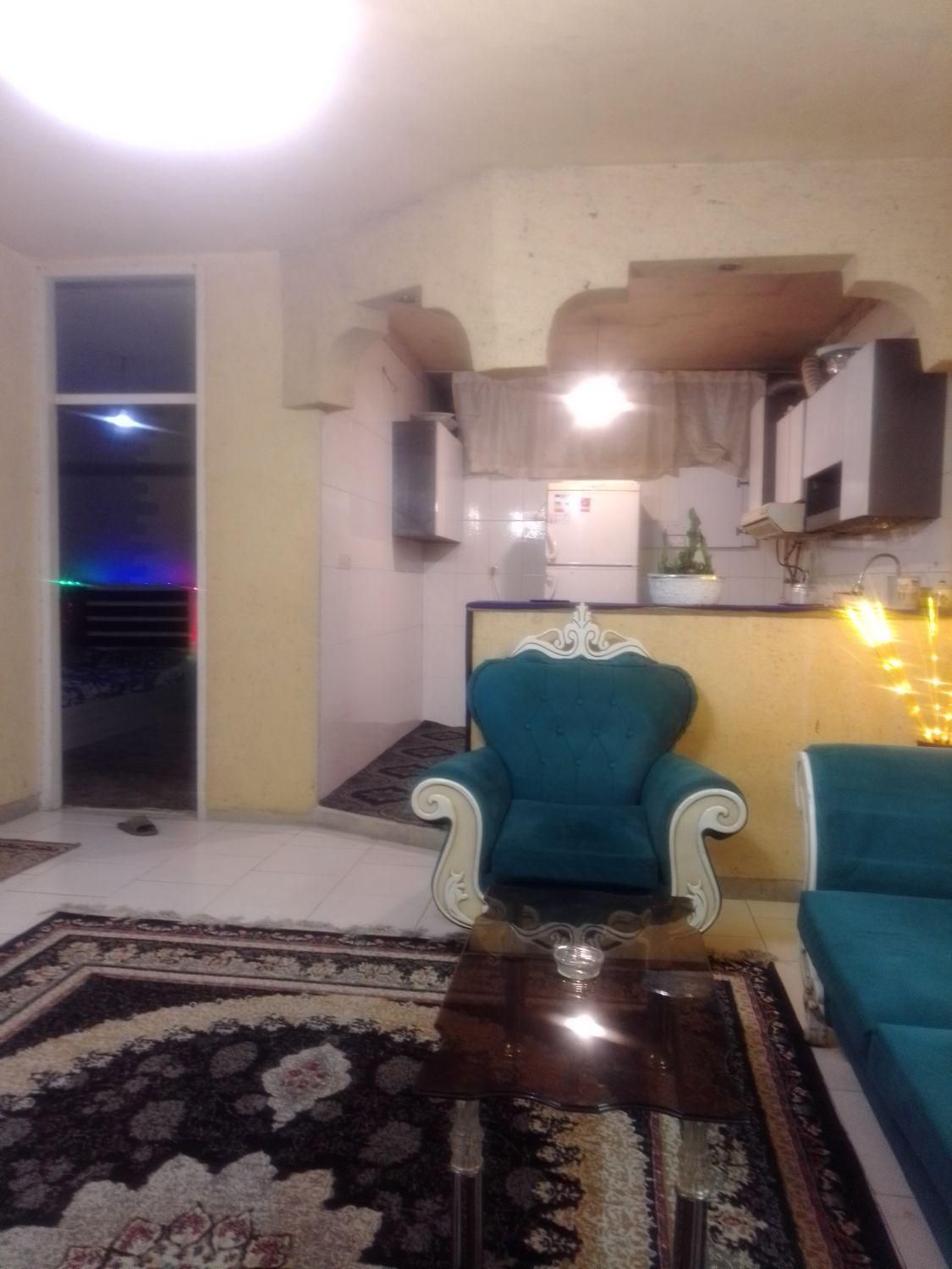اجاره روزانه/ آپارتمان ۷۰ متری|اجارهٔ کوتاه‌مدت آپارتمان و سوئیت|اسلام‌شهر, |دیوار
