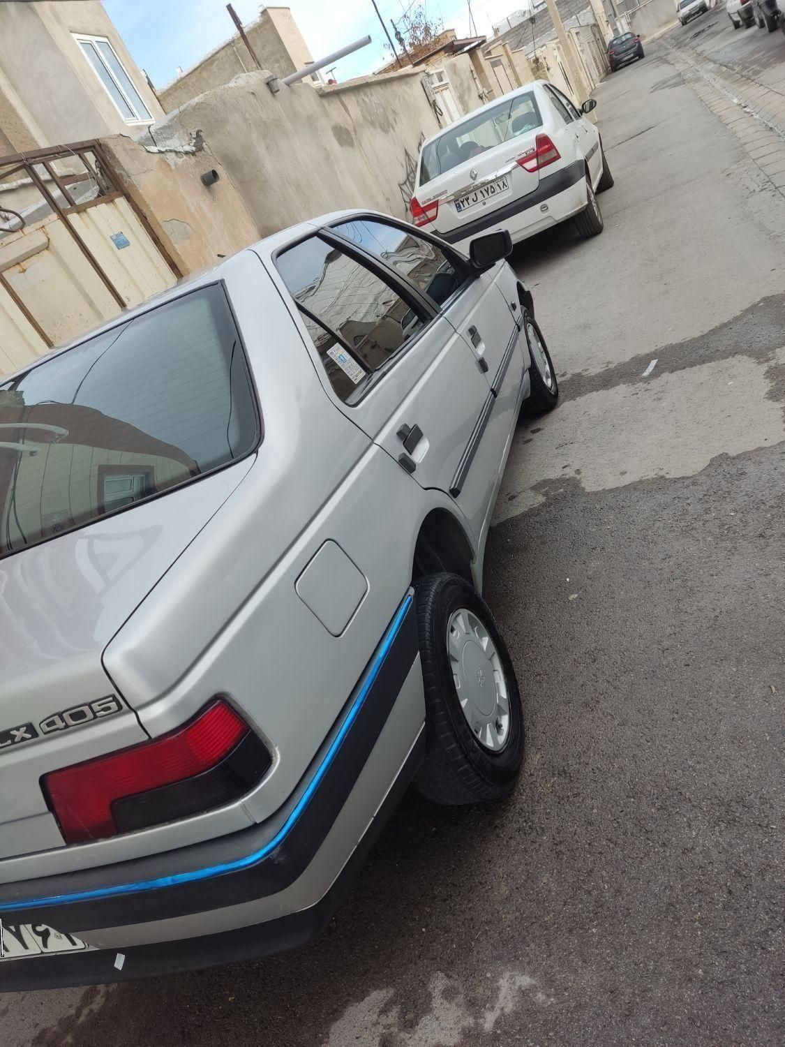 پژو 405 GLX - دوگانه سوز CNG، مدل ۱۳۹۳|خودرو سواری و وانت|قروه, |دیوار