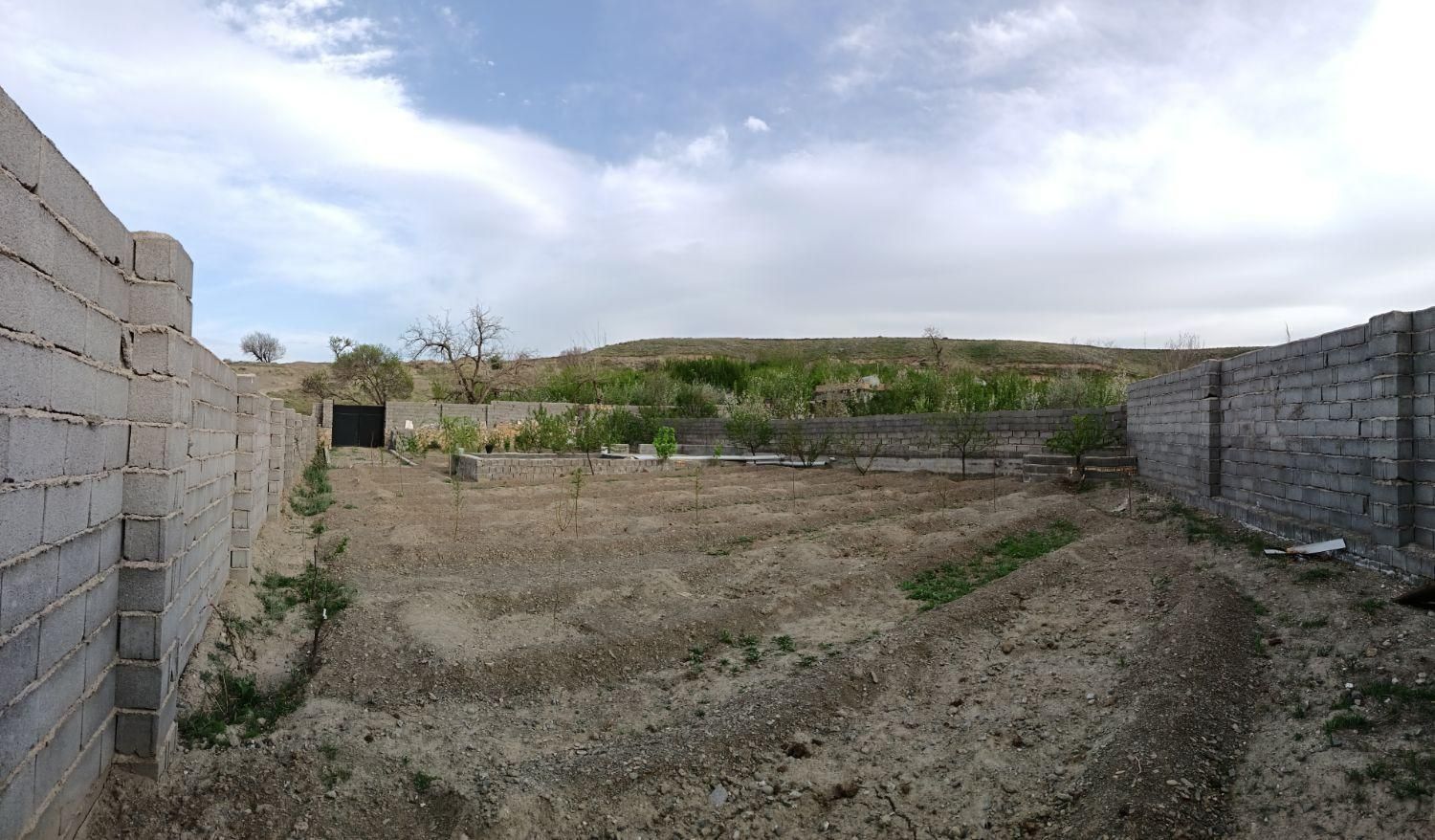 باغ فروش زمین دور دیوار  روستای کاهو  ۷۱۰ متری|فروش زمین و ملک کلنگی|مشهد, وکیل‌آباد|دیوار