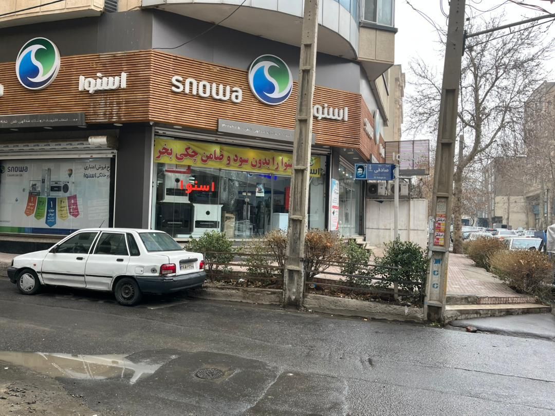 فروش یک باب فروشگاه سه دهنه|فروش مغازه و غرفه|کرج, برغان|دیوار