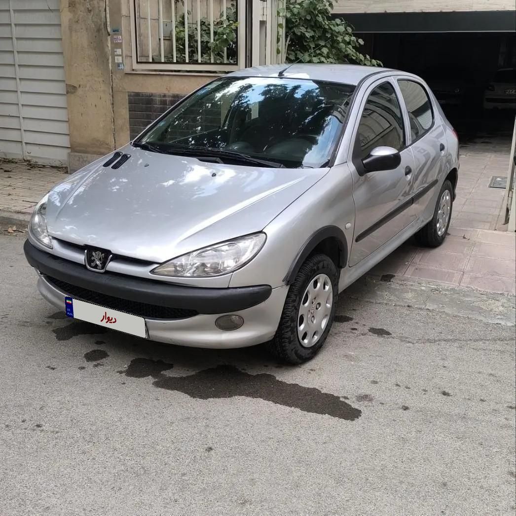 پژو ۲۰۶|خودرو سواری و وانت|همدان, |دیوار