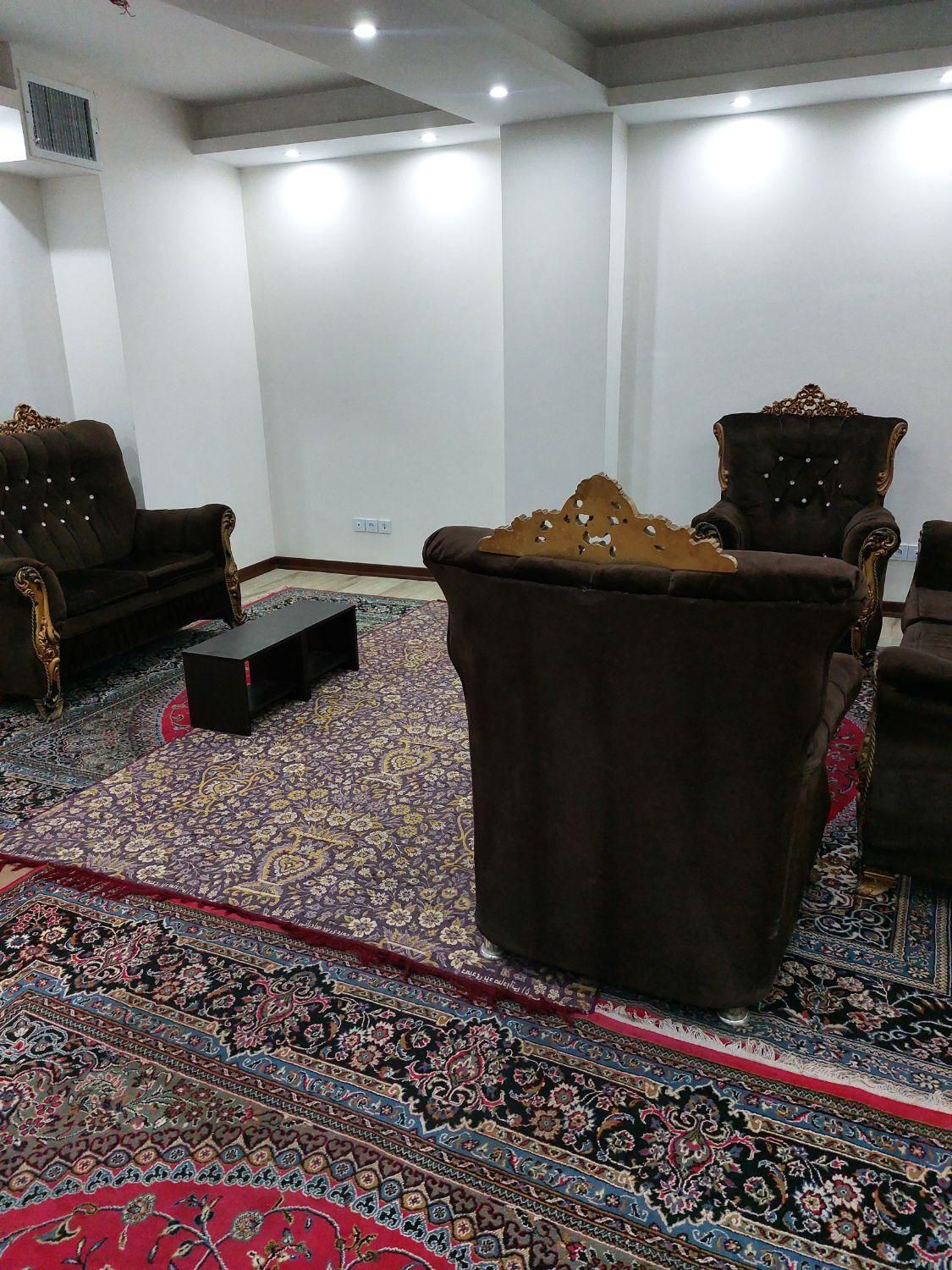 آپارتمان مبله باپارکینگ نصف روز۱میلیون روزکامل۱۵۰۰|اجارهٔ کوتاه‌مدت آپارتمان و سوئیت|تهران, گمرک|دیوار