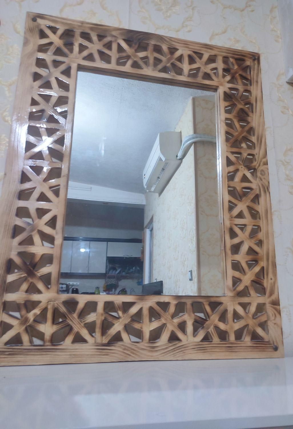 آیینه زیبا و کاملا نو|آینه|بوشهر, |دیوار