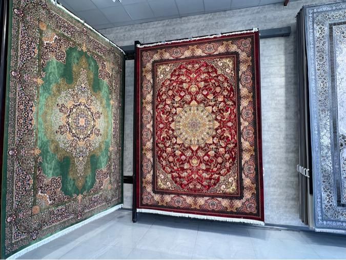 فرش تاپ بیش از ۱۰۰۰ رنگ ۱۲۰۰شانه۱۲متری|فرش|شیراز, شهرک سراج‎|دیوار