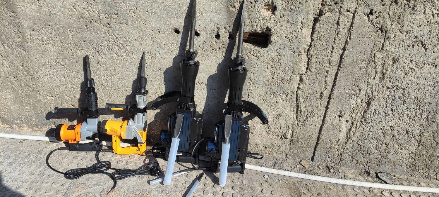 کار با پیکور  همراه با کارگر|خدمات پیشه و مهارت|بم, |دیوار