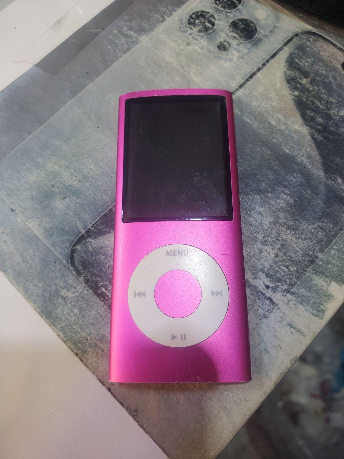 apple ipod nano 8GB|پخش‌کننده همراه|ارومیه, |دیوار