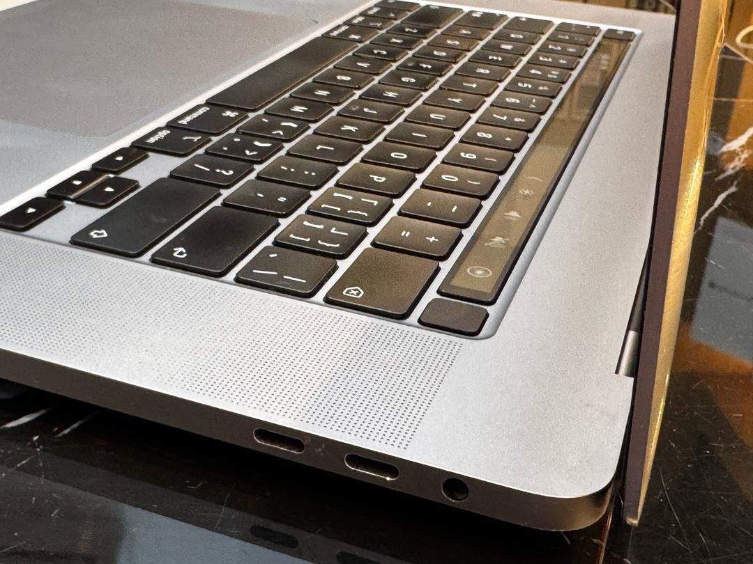 هیولای قدرت اپل گرافیک MacBook Pro Ci9 Rm64 VGA8G|رایانه همراه|شیراز, ملاصدرا|دیوار