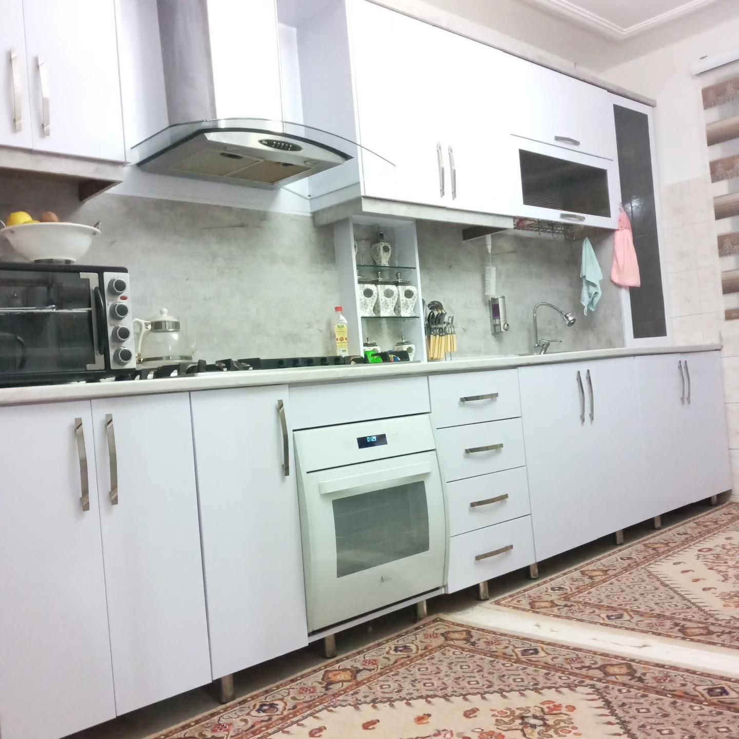 نصب برچسب کابینت و کمد دیواری|خدمات پیشه و مهارت|آستانه اشرفیه, |دیوار