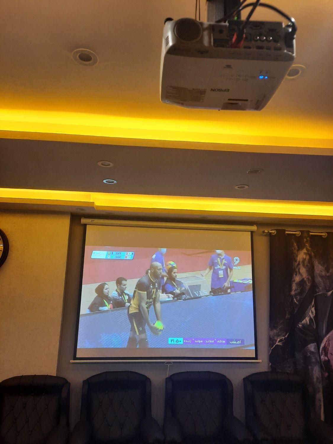 ویدئو پروژکتور سینمایی منزل،کافه|تلویزیون و پروژکتور|تهران, تهرانپارس غربی|دیوار