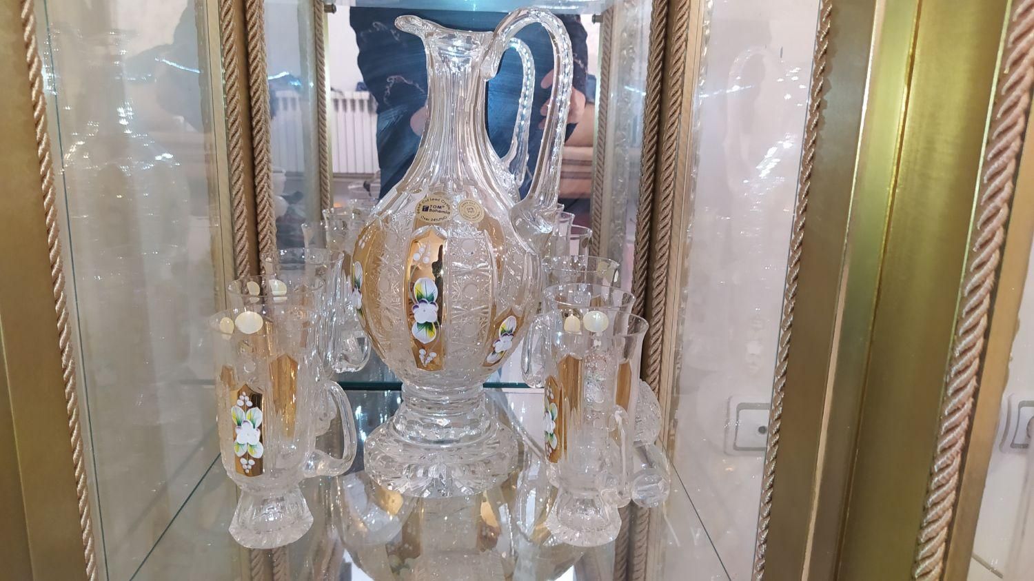 تنگ و گیلاس طلایی بوهمیا اصل|صنایع دستی و سایر لوازم تزئینی|تهران, خواجه نظام الملک|دیوار