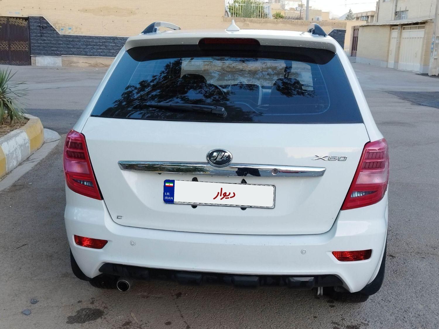 لیفان X60 اتوماتیک، مدل ۱۳۹۶|خودرو سواری و وانت|اصفهان, بهارستان|دیوار