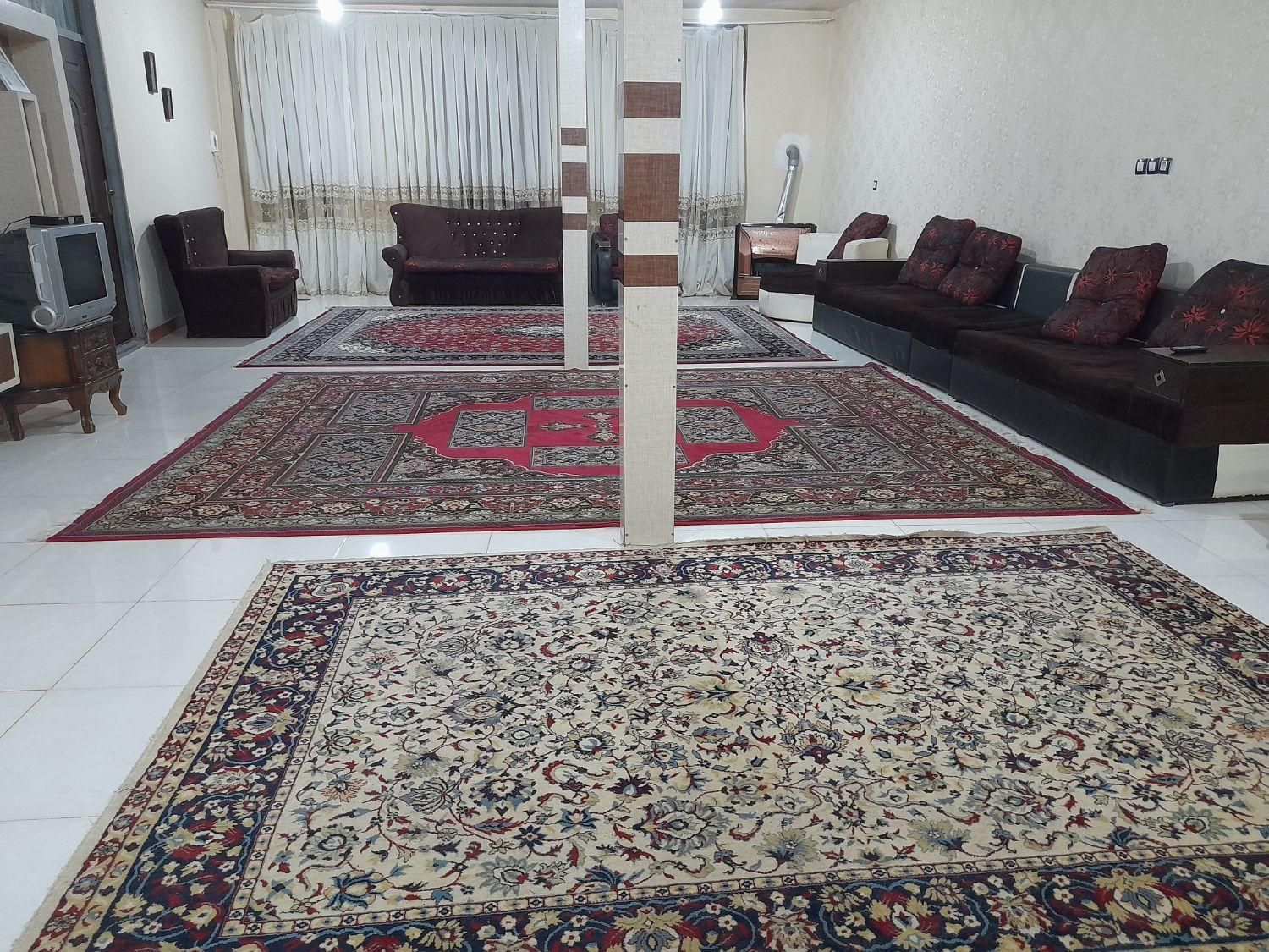 اجاره روزانه سوئیت/ خانه همکف سه خوابه/دربست/شهر|اجارهٔ کوتاه‌مدت آپارتمان و سوئیت|اردبیل, |دیوار