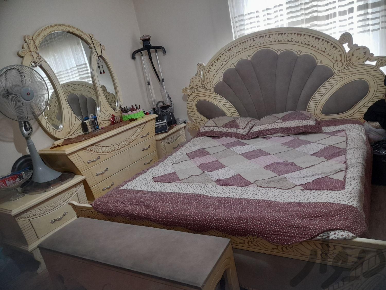 تخت دونفره سرویس کامل،همراه کلی لوازم منزل|تخت و سرویس خواب|تهران, سرو آزاد|دیوار