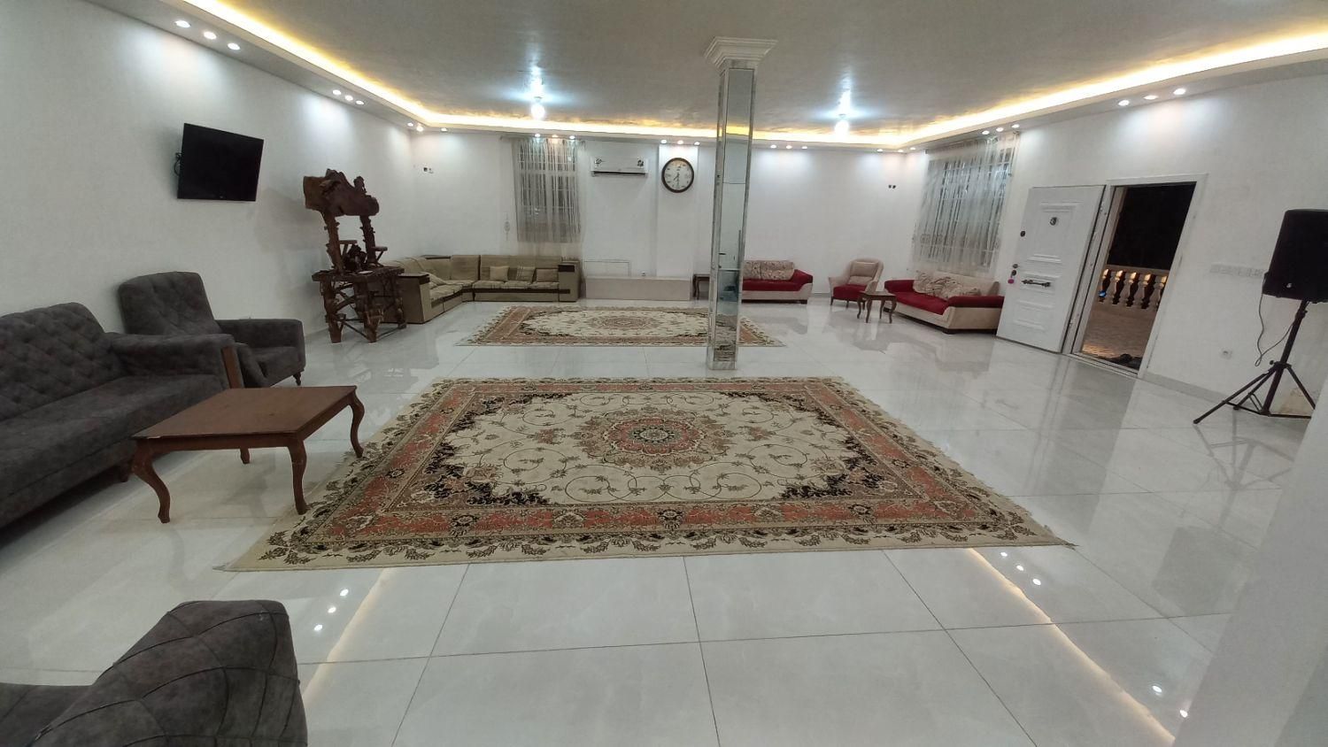 باغ ویلا بدون استخر سالن بزرگ دو خواب|اجارهٔ کوتاه‌مدت ویلا و باغ|نیشابور, |دیوار