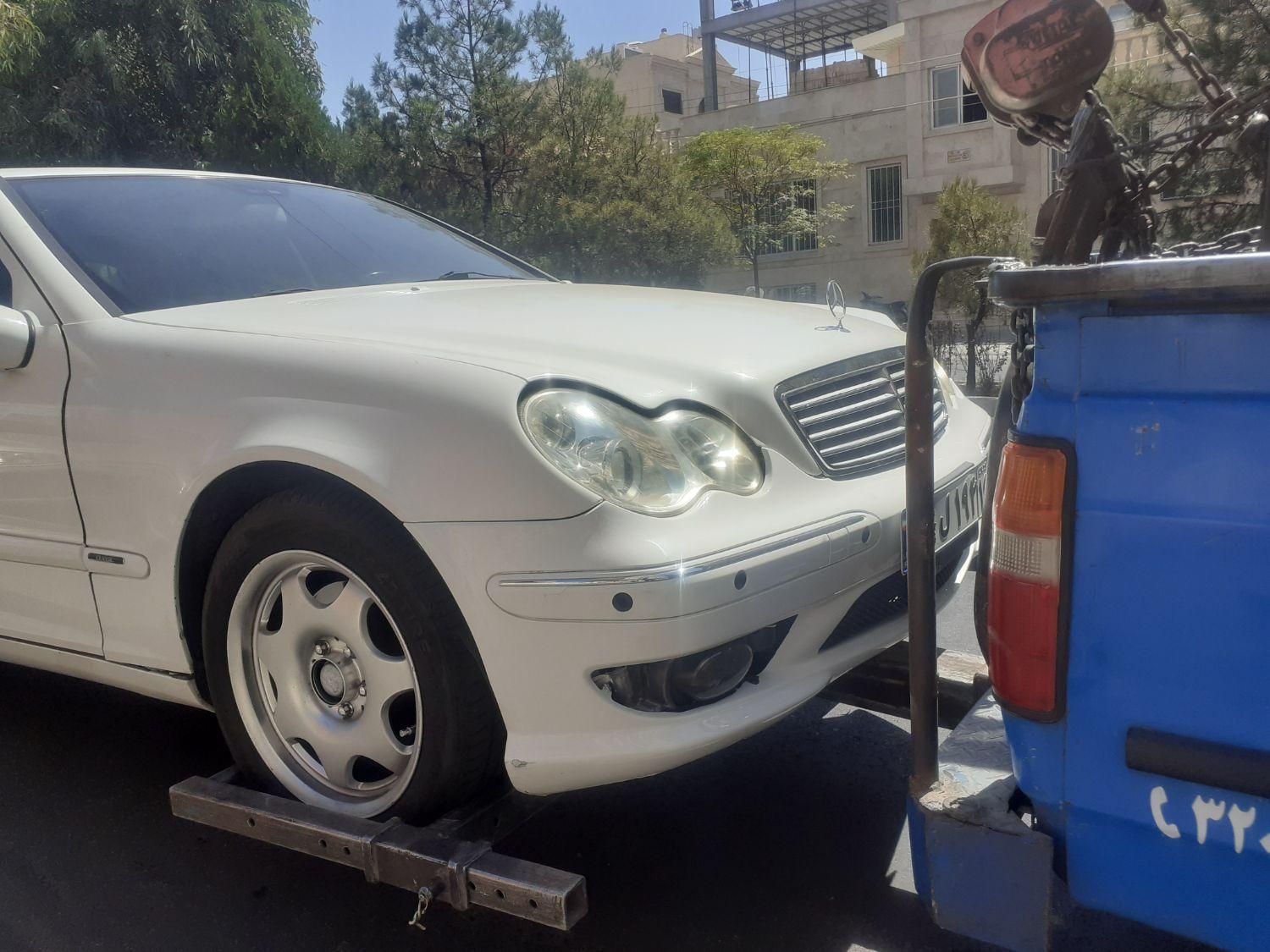 امداد خودرو و یدک کش و جرثقیل و چرخگیر خودروبر|خدمات حمل و نقل|قم, ارم|دیوار