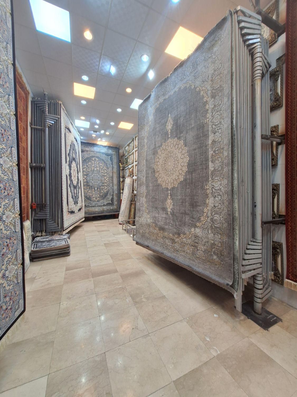 فرش ترنج دار طلاکوب ۹ متری ۱۲۰۰ شانه|فرش|مشهد, امیر|دیوار