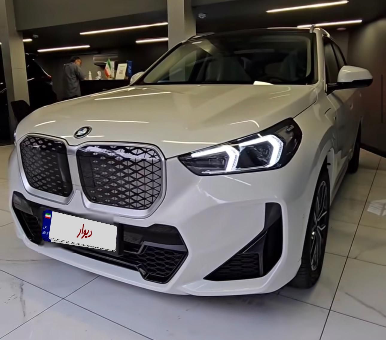 حواله بی‌ام‌و iX1 eDrive 25L، مدل ۲۰۲۵|خودرو سواری و وانت|تهران, فرمانیه|دیوار