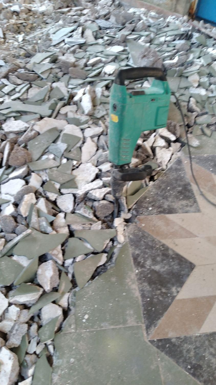 هر گونه تخریب کاری و کنده کاری انجام میدهیم|خدمات پیشه و مهارت|اهواز, پادادشهر|دیوار