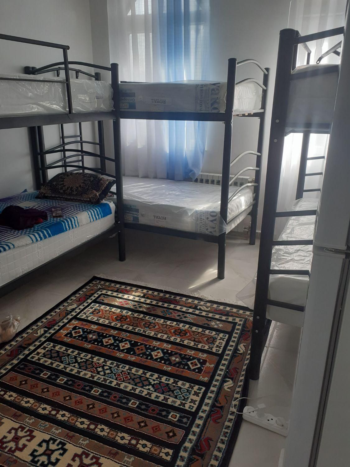 خوابگاه دخترانه در نزدیکی میدان رسالت|اجارهٔ کوتاه‌مدت آپارتمان و سوئیت|تهران, شمیران‌نو|دیوار