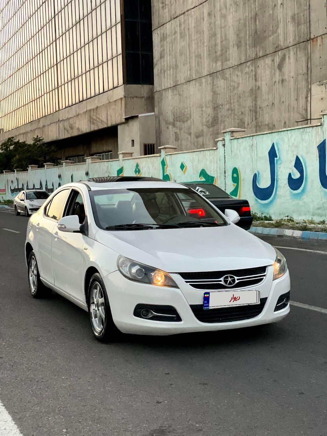 جک J5 دنده‌ای 1500cc بدون رنگ ، مدل ۱۳۹۳|خودرو سواری و وانت|تبریز, |دیوار
