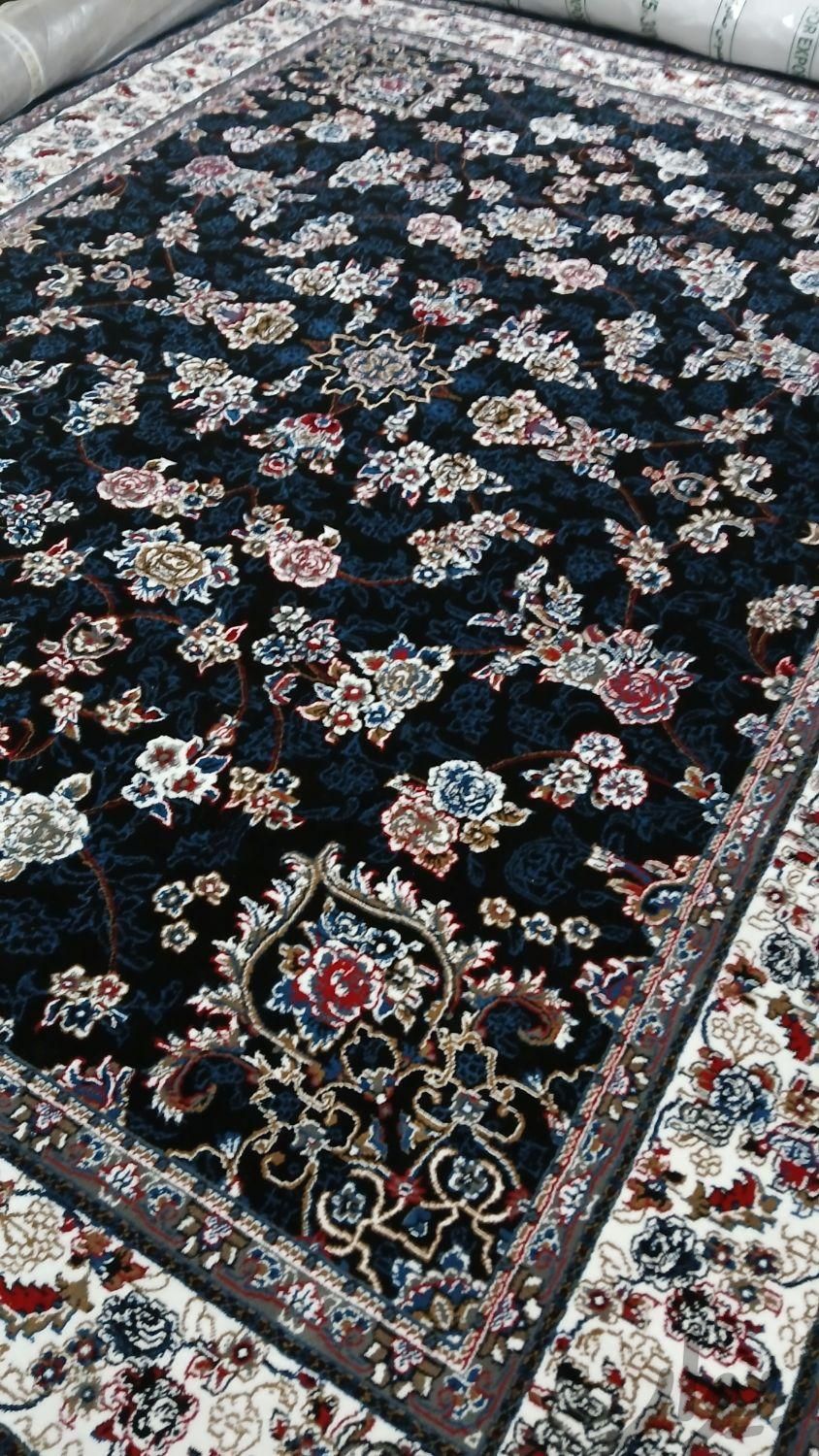 فرشهای سرمه ای هیواوکاریناوچکاوک|فرش|تهران, توحید|دیوار