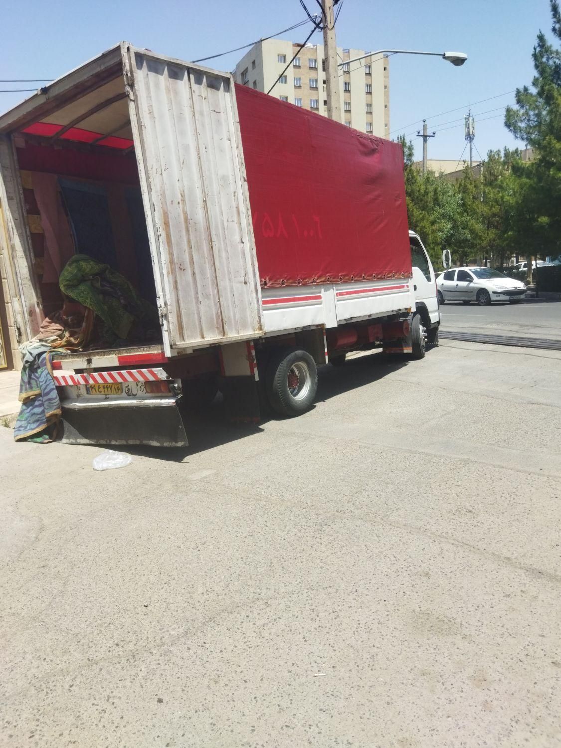 اسباب کشی به سراسر استان قم**کادر حرفه ای**|خدمات حمل و نقل|قم, انسجام|دیوار