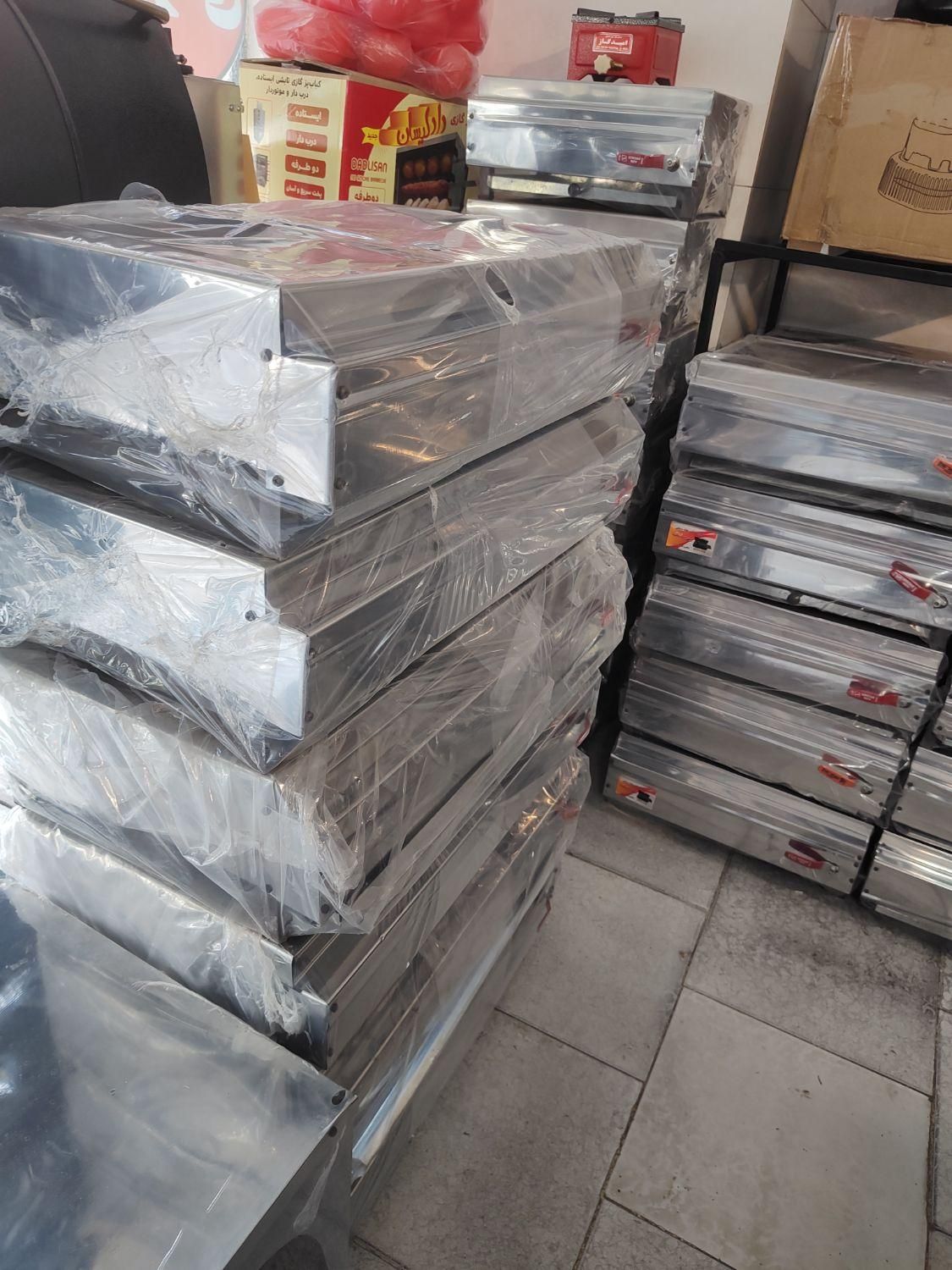 کباب پز منقلی لوله رنگ کوره ای|اجاق گاز و لوازم برقی پختوپز|کرج, شاهینویلا|دیوار