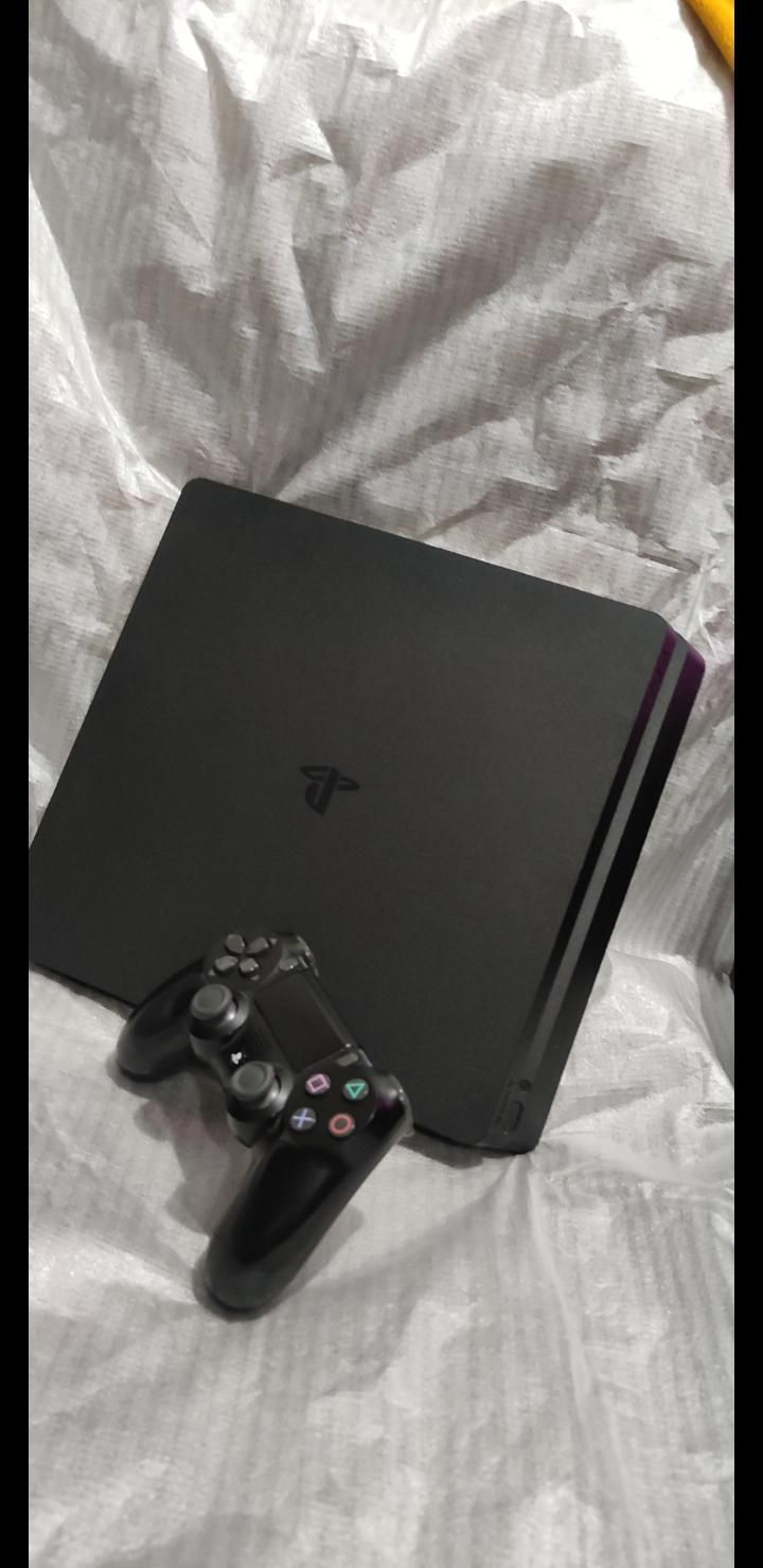 ps4 .با دو دسته اورجینال|کنسول، بازی ویدئویی و آنلاین|گلپایگان, |دیوار