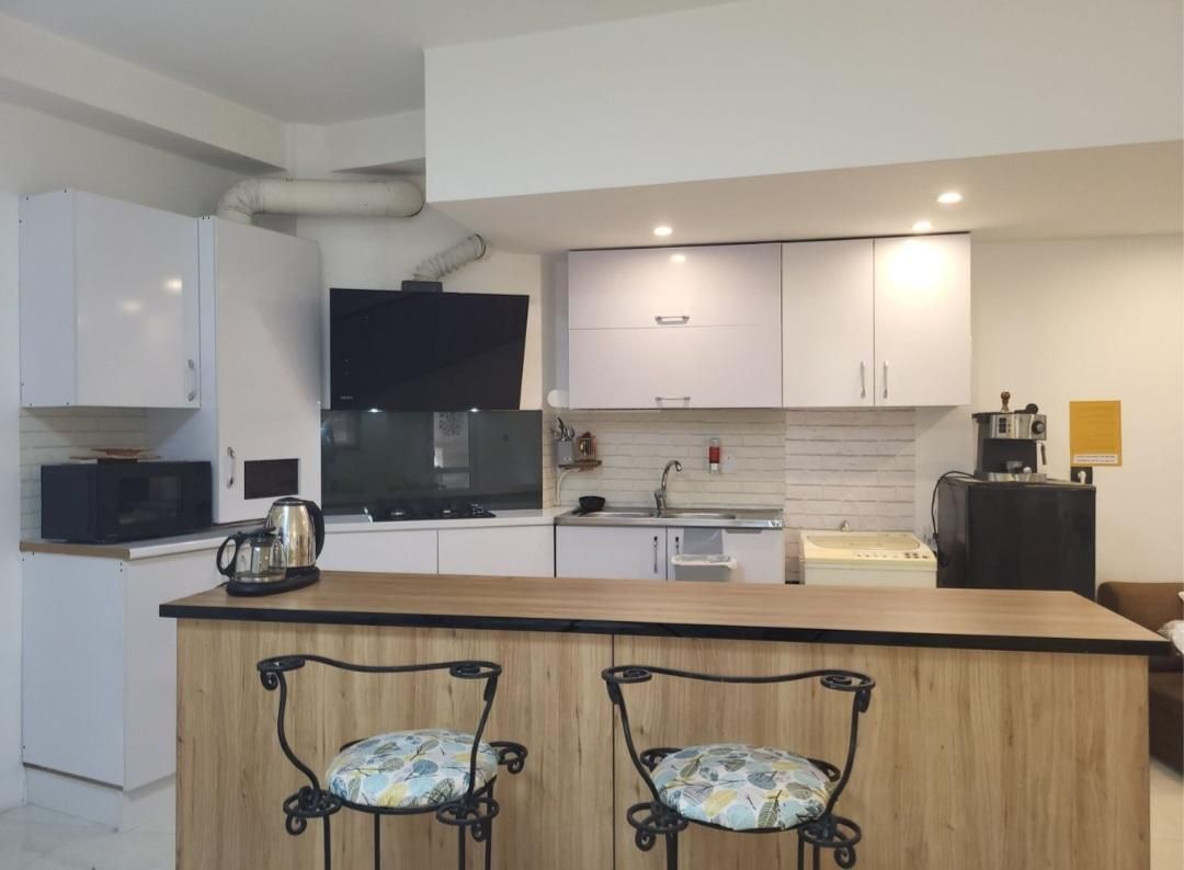 اپارتمان مبله مرکز شهر|اجارهٔ کوتاه‌مدت آپارتمان و سوئیت|بندرعباس, |دیوار