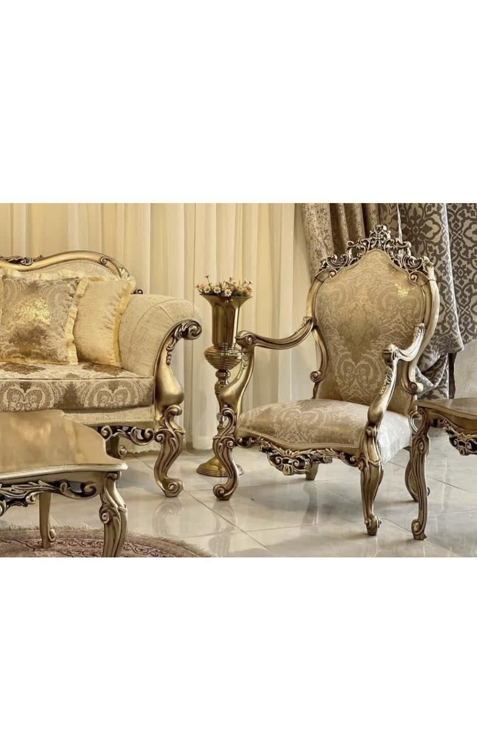 مبل کلاسیک طرح پاریس|مبلمان خانگی و میز عسلی|قم, زاویه|دیوار