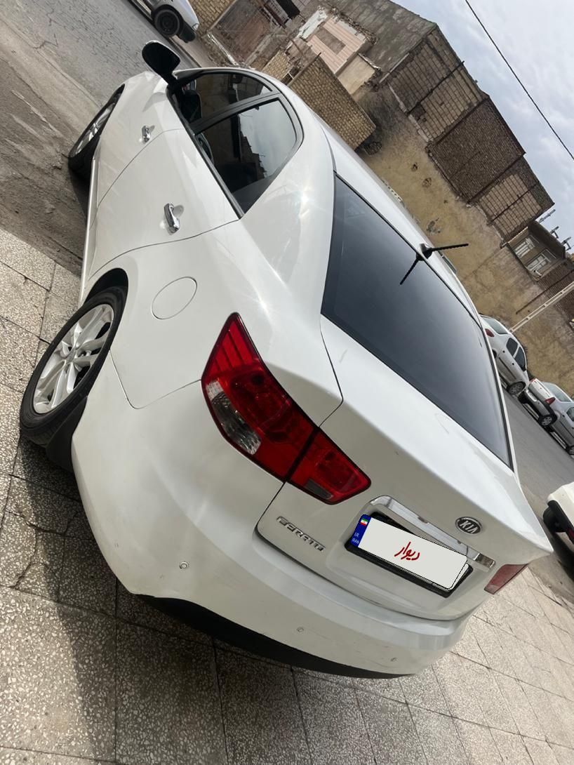 کیا سراتو اتوماتیک 2000cc، مدل ۲۰۱۶|خودرو سواری و وانت|نیشابور, دارایی|دیوار
