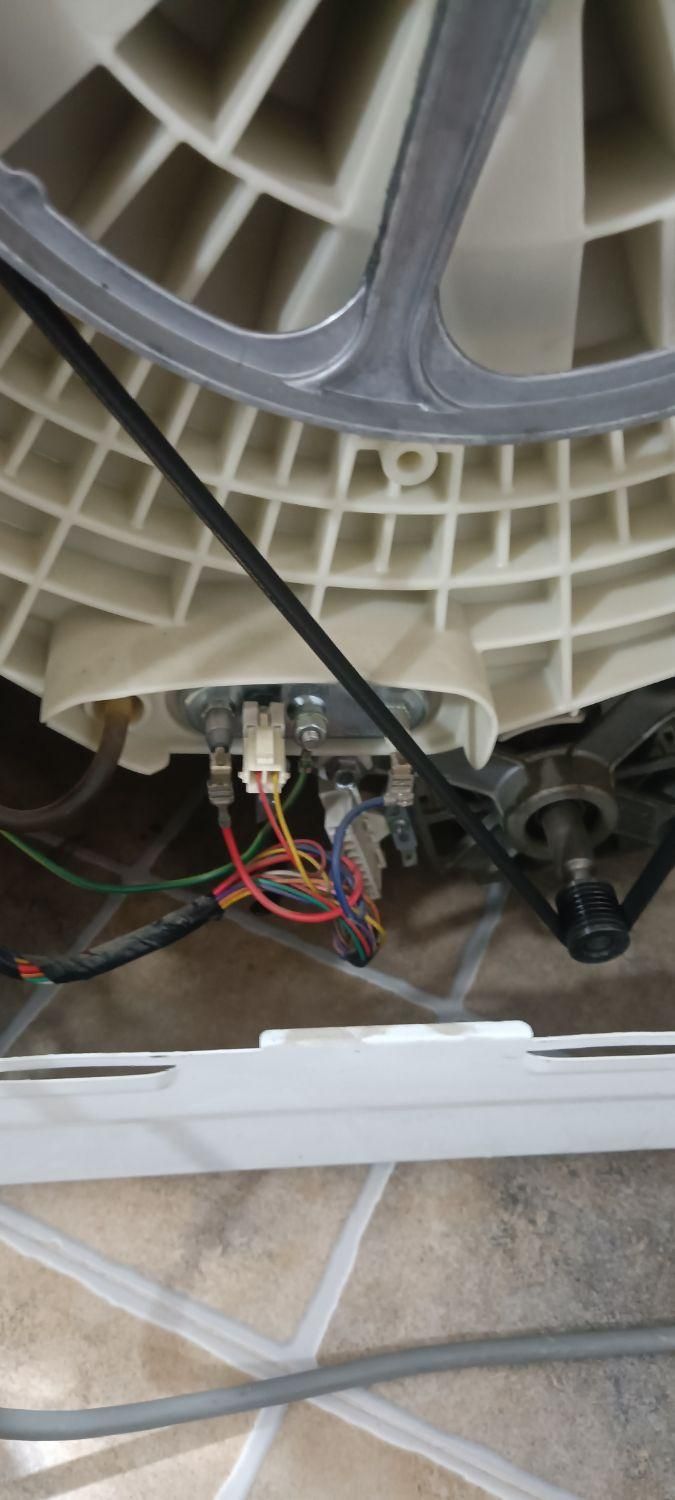 تعمیر انواع لباسشوی اتومات در منزل|خدمات پیشه و مهارت|سیرجان, |دیوار